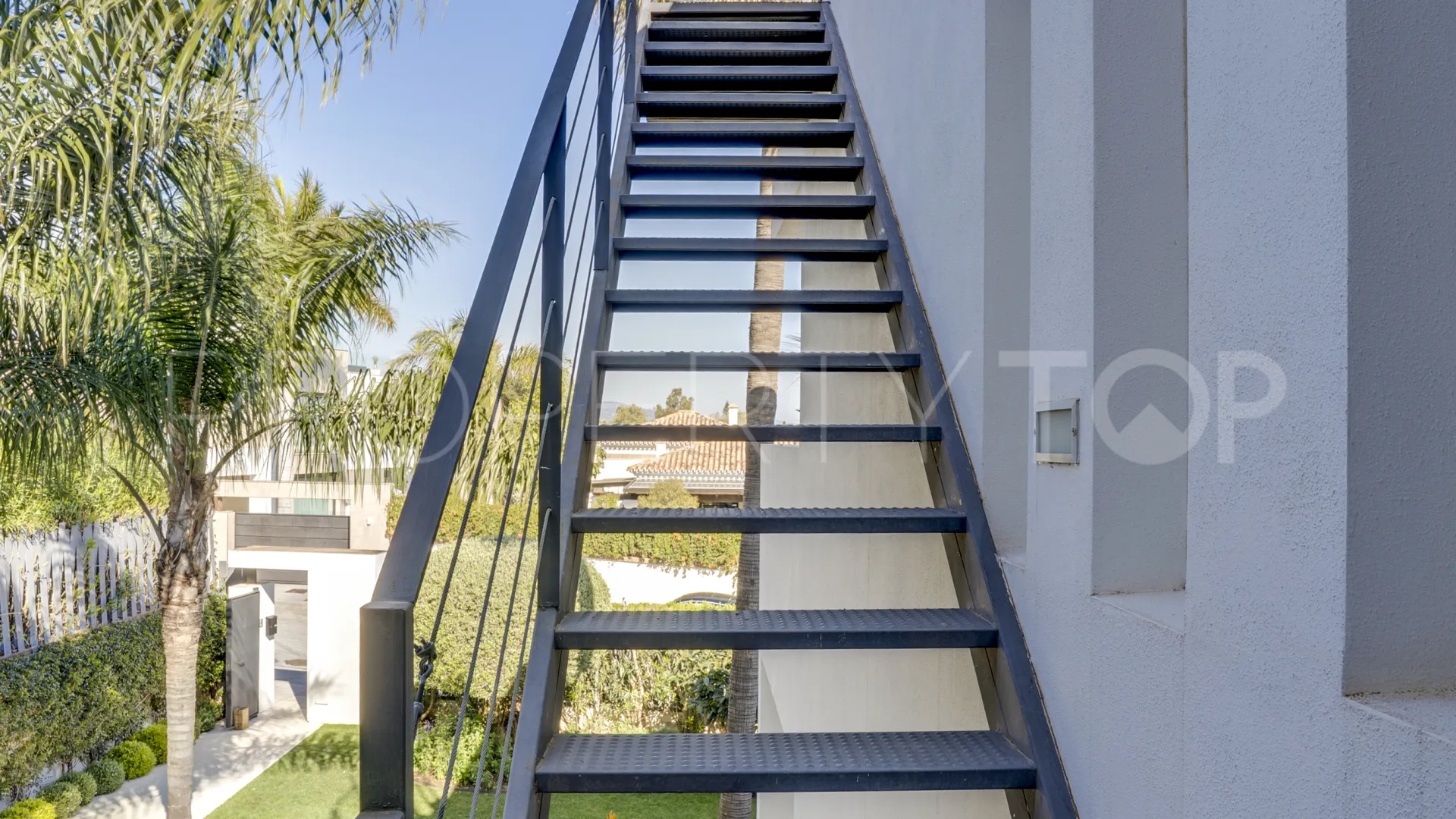 For sale villa with 5 bedrooms in Golden Mile