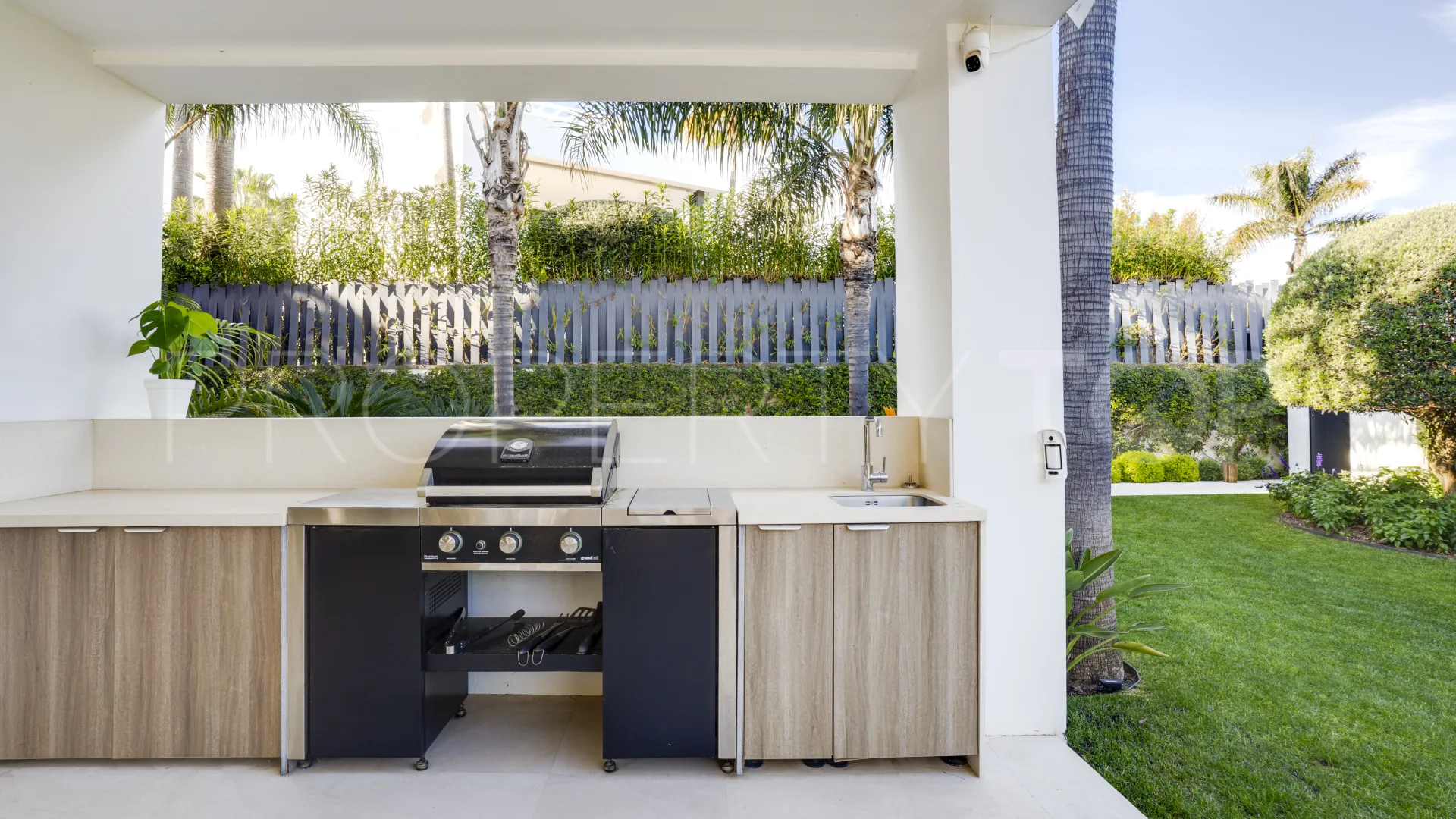 For sale villa with 5 bedrooms in Golden Mile