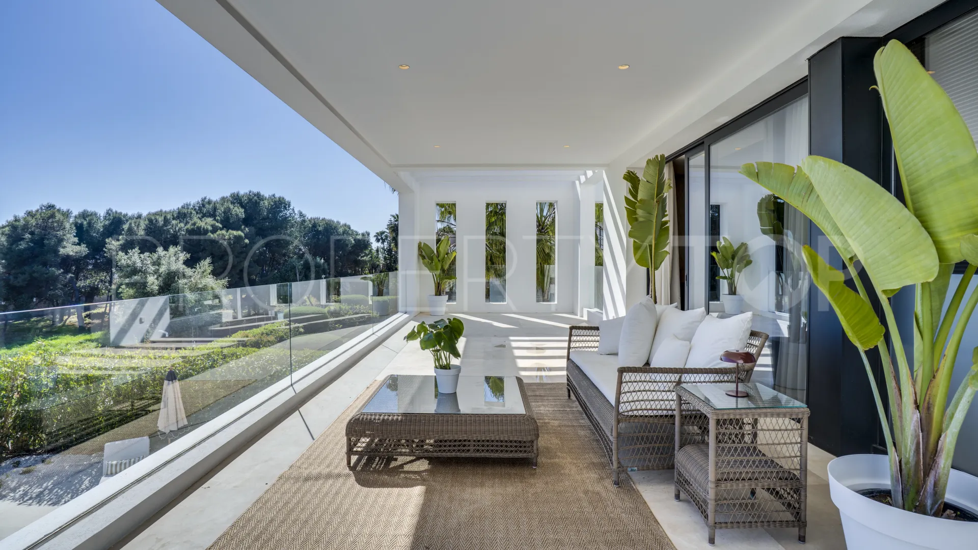 For sale villa with 5 bedrooms in Golden Mile