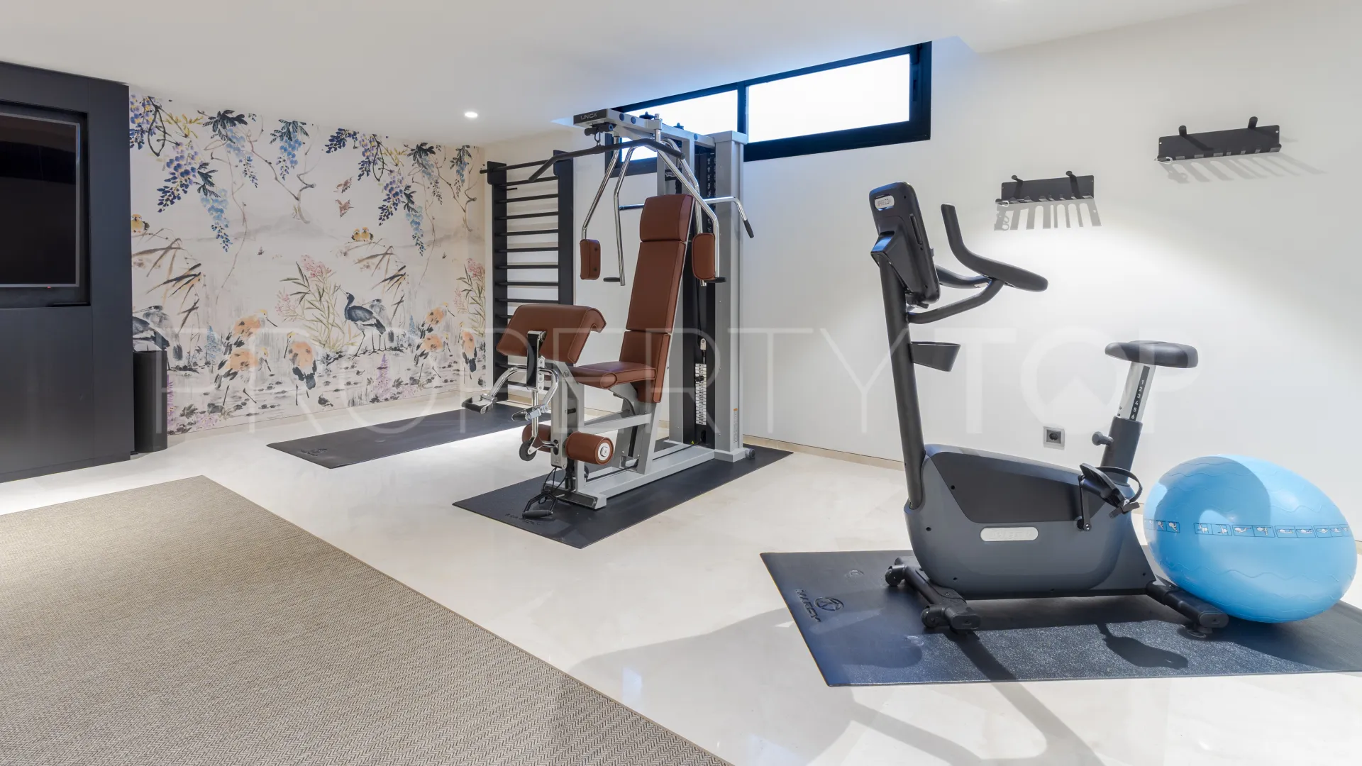 For sale villa with 5 bedrooms in Golden Mile