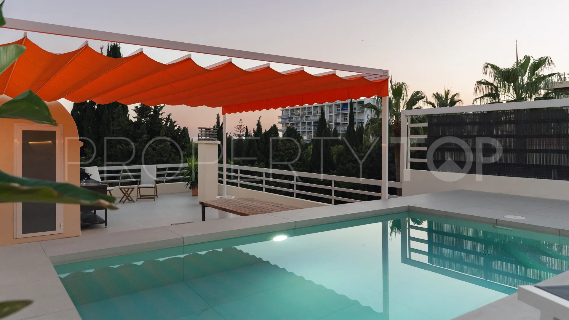 Comprar Ático con 3 dormitorios en Marbella Centro