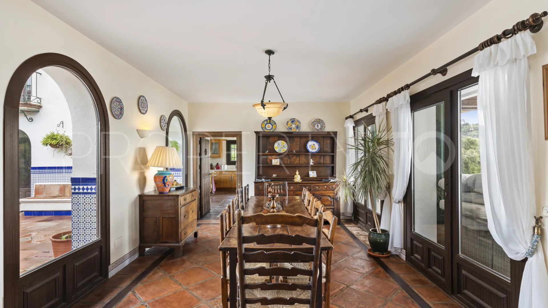 For sale Istan 6 bedrooms villa