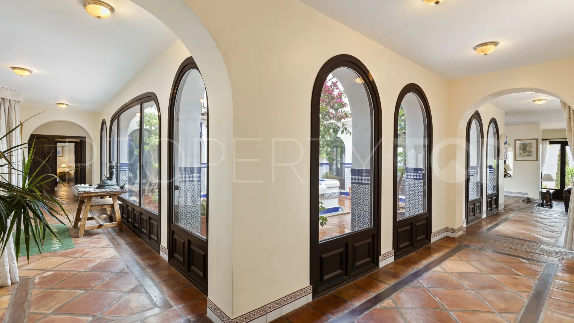 For sale Istan 6 bedrooms villa