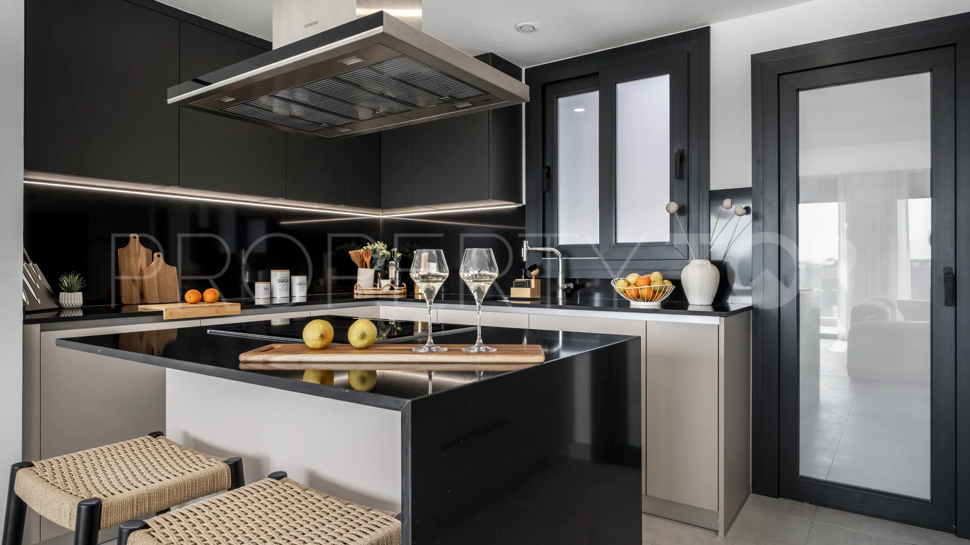 Estepona, Ático en venta de 3 dormitorios