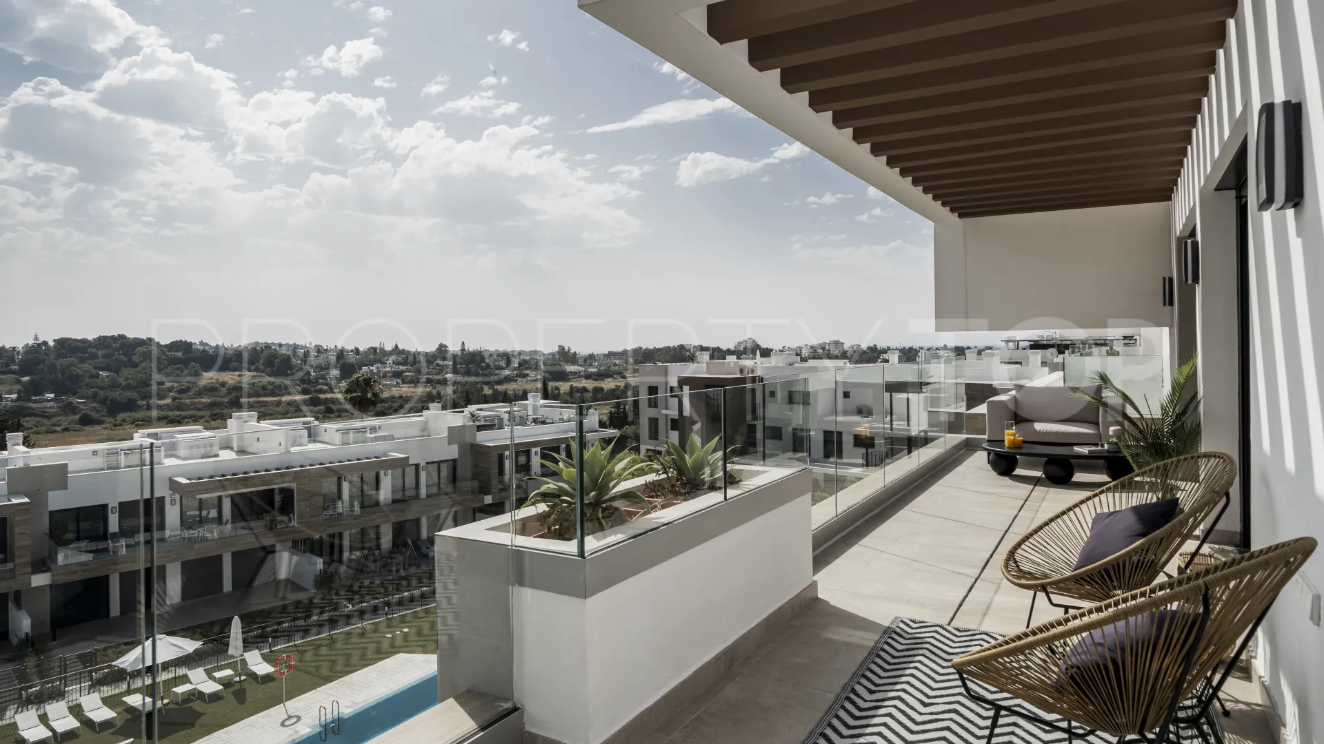 Estepona, Ático en venta de 3 dormitorios