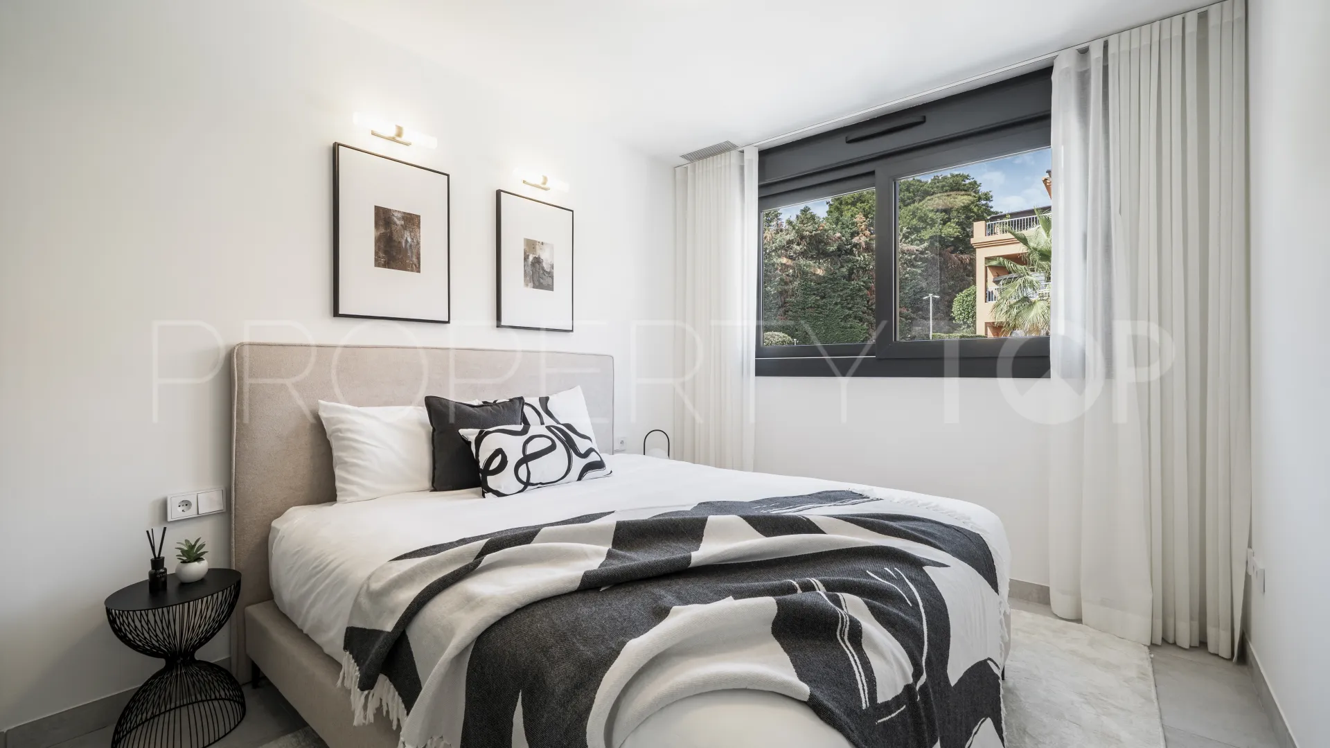 Estepona, Ático en venta de 3 dormitorios