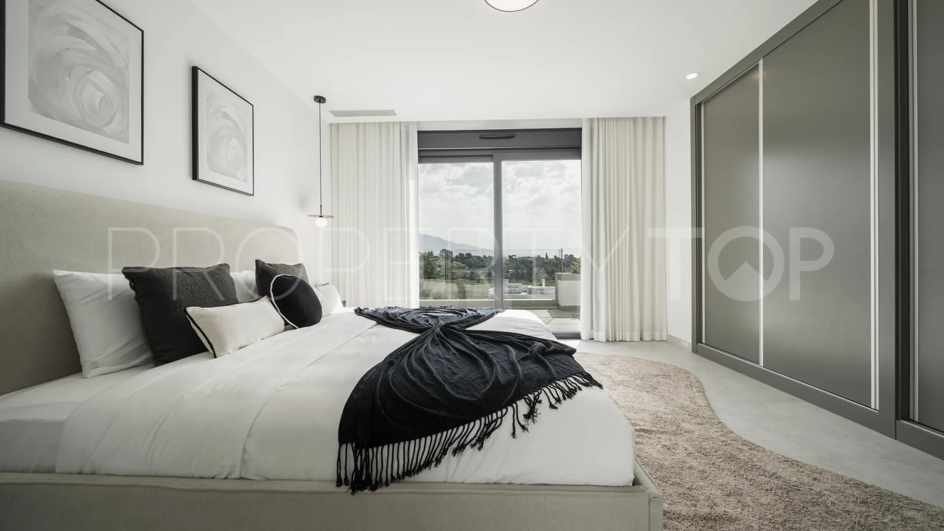 Estepona, Ático en venta de 3 dormitorios