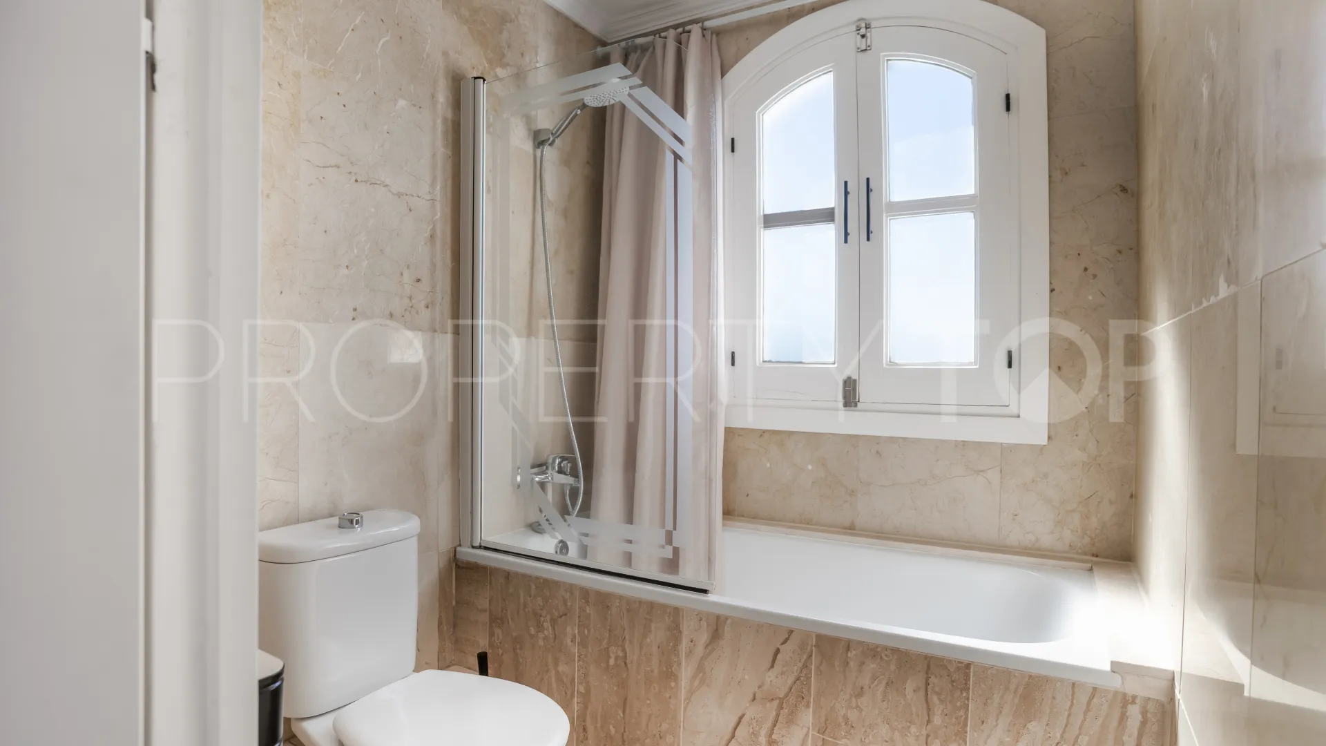 For sale Altos del Rodeo 3 bedrooms town house