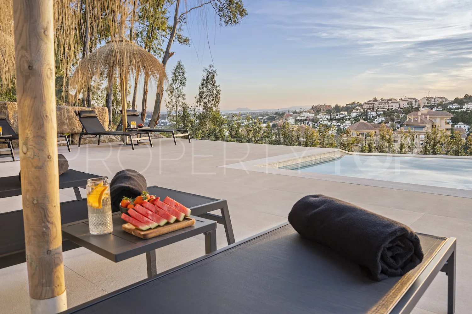 Nueva Andalucia, villa en venta con 5 dormitorios