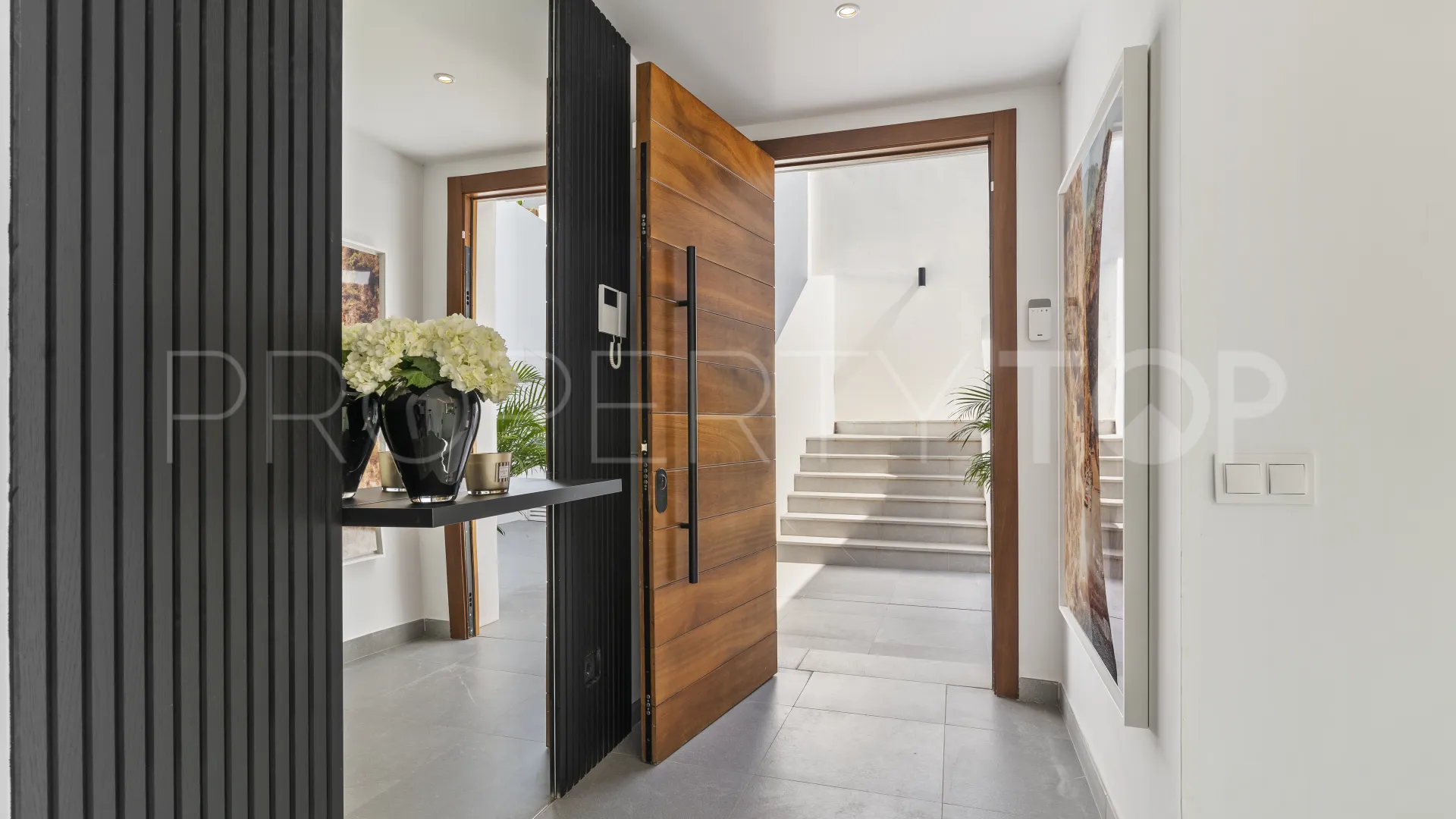 Nueva Andalucia, villa en venta con 5 dormitorios