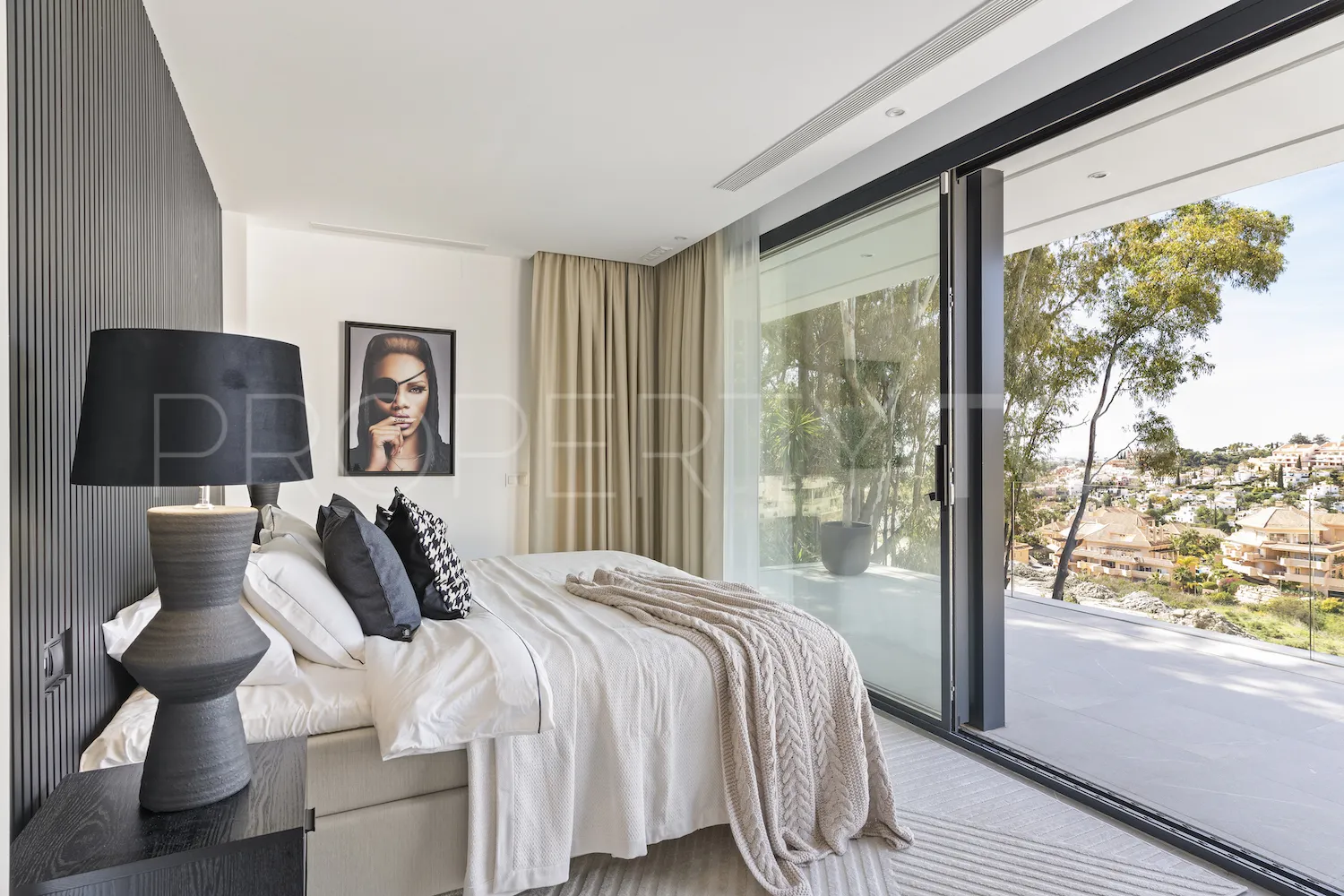 Nueva Andalucia, villa en venta con 5 dormitorios