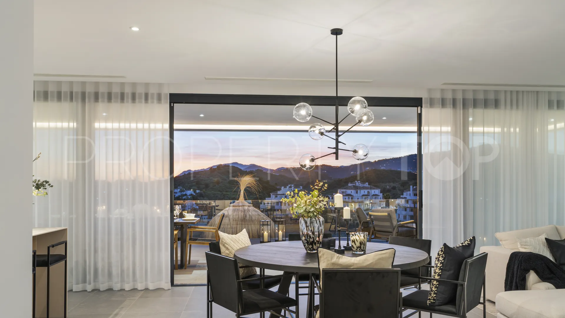 Nueva Andalucia, villa en venta con 5 dormitorios