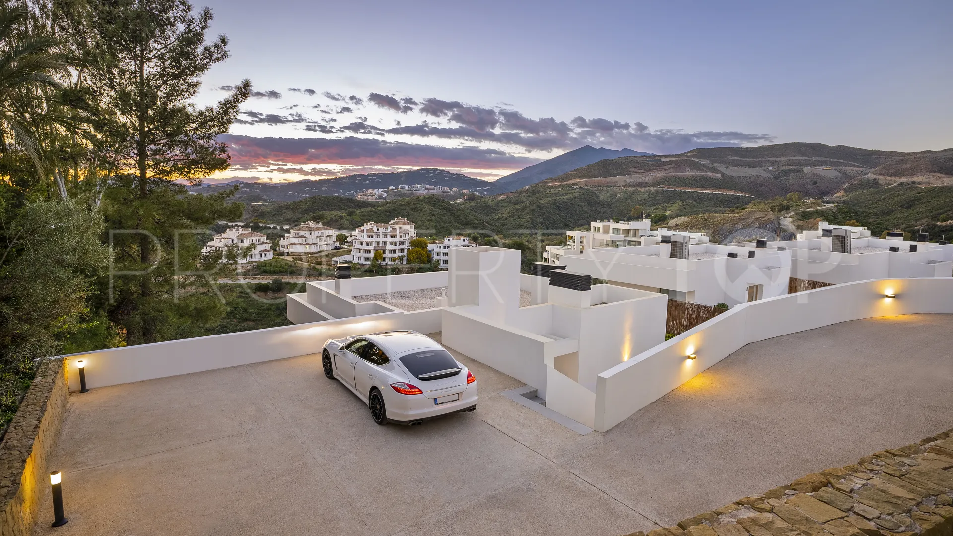 Nueva Andalucia, villa en venta con 5 dormitorios