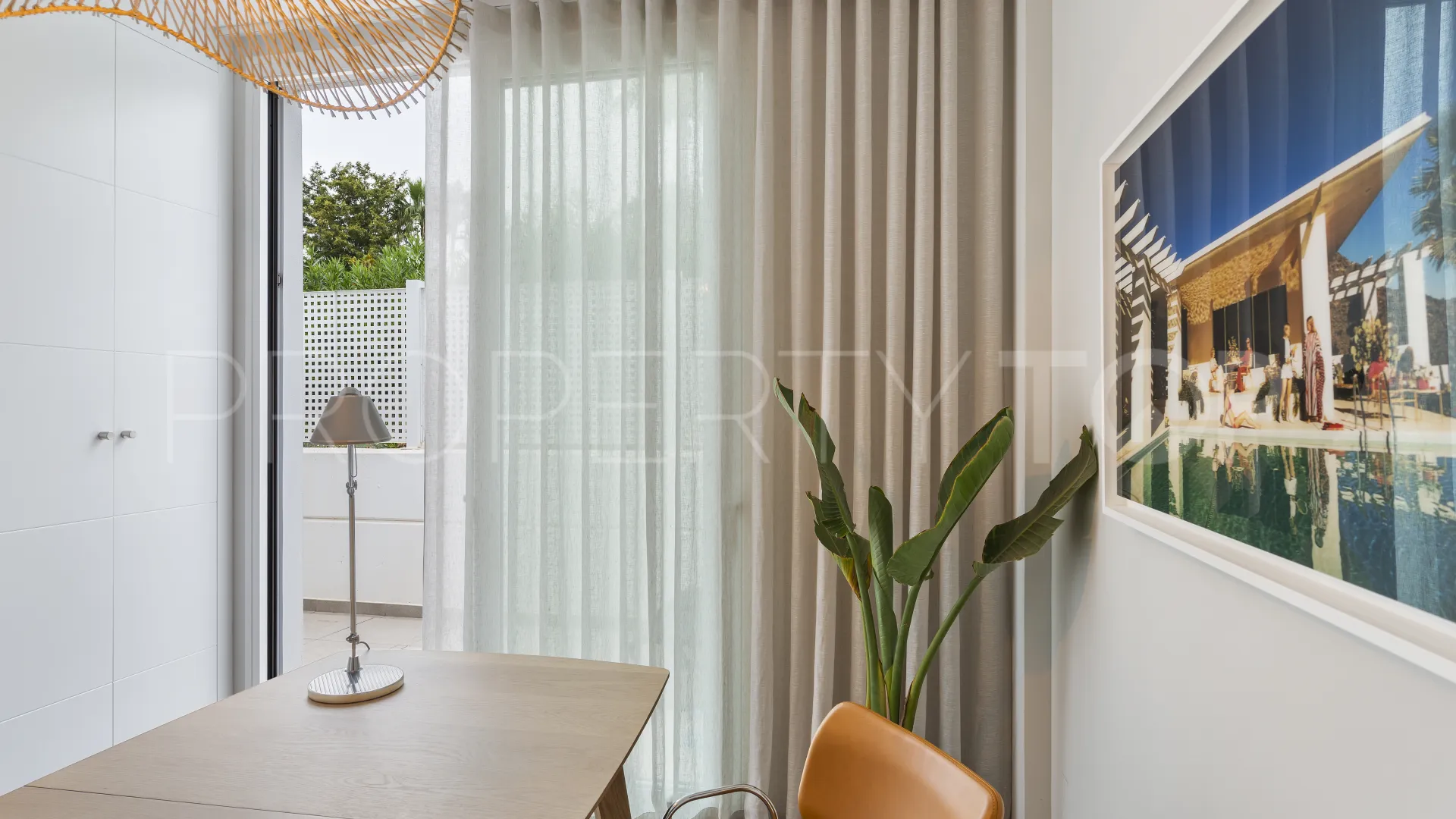 For sale town house in Marbella with 5 bedrooms
