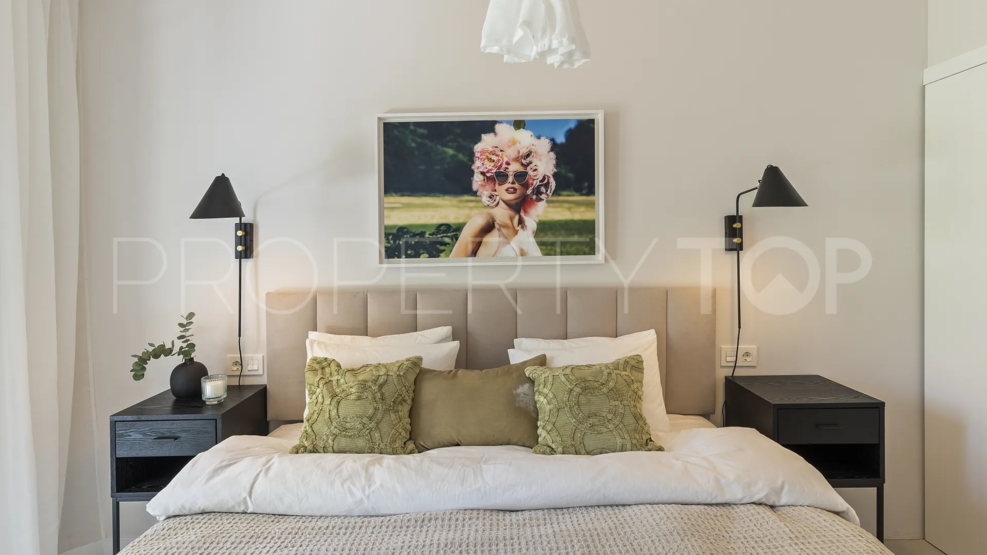 Town house for sale in Marbella City