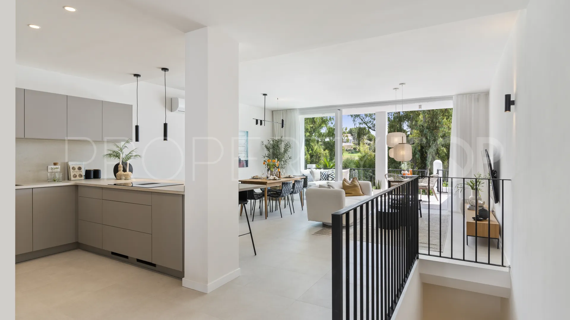 Town house for sale in Marbella City
