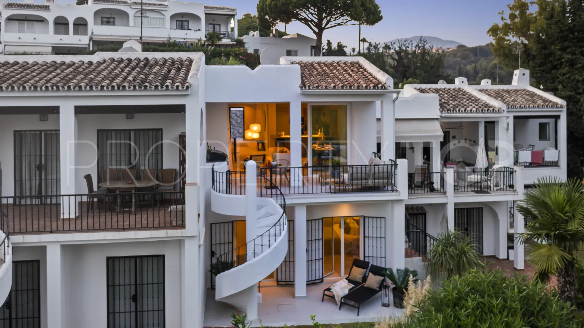 Town house for sale in Marbella City