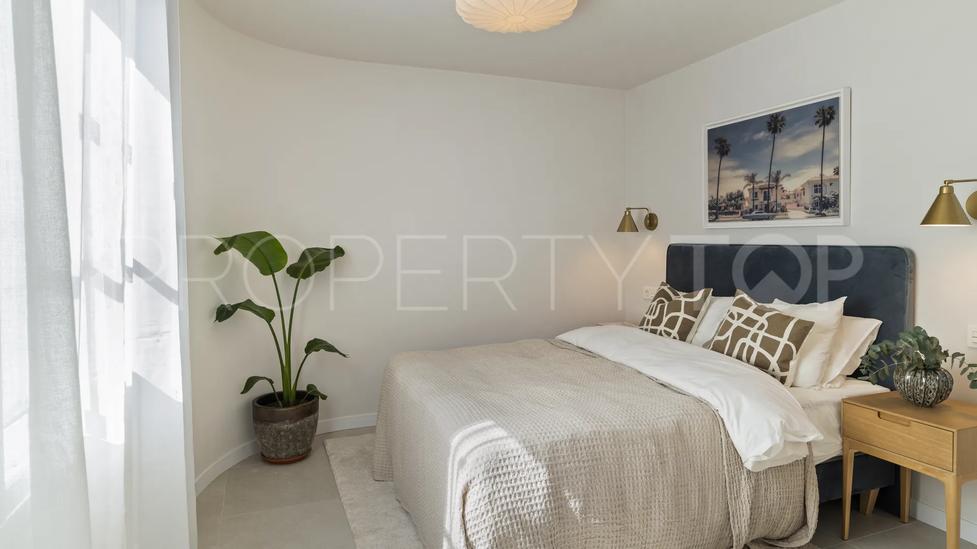 Town house for sale in Marbella City