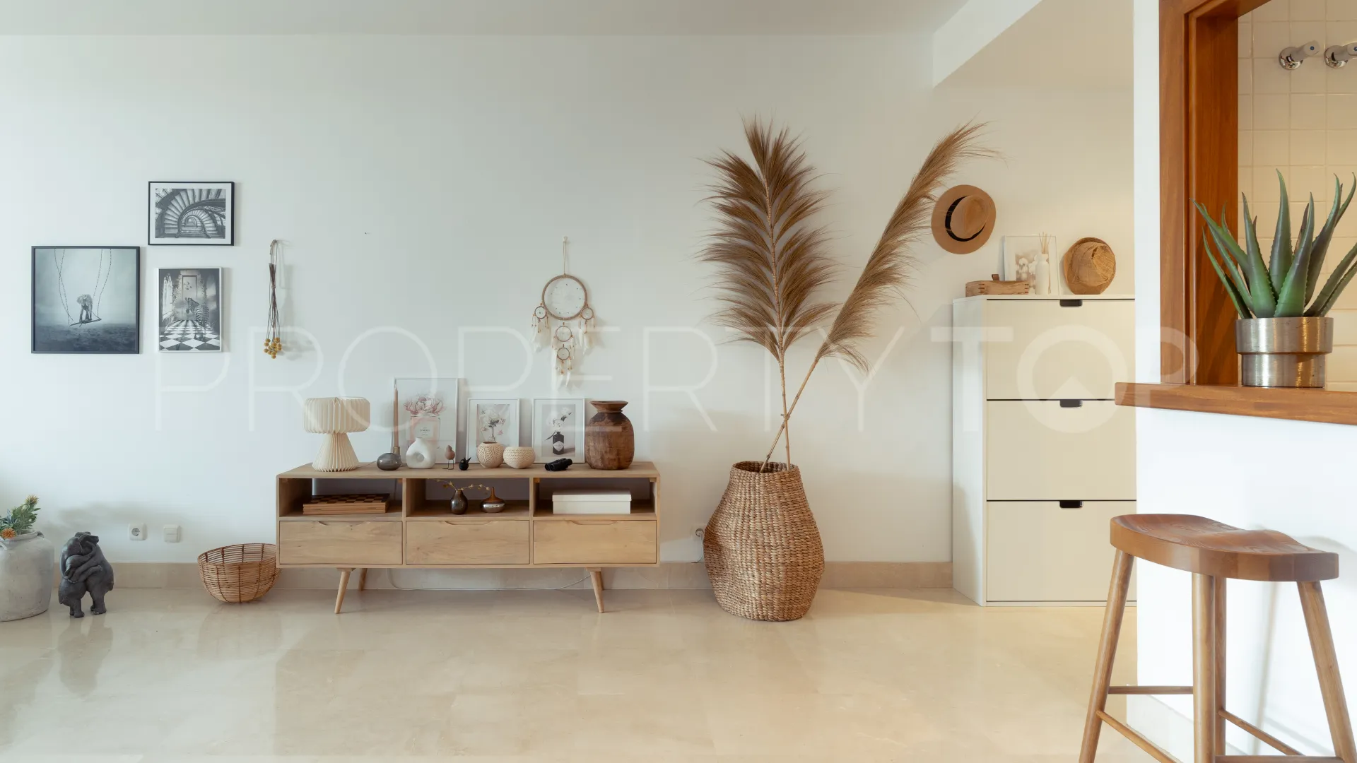 2 bedrooms ground floor apartment for sale in Nueva Andalucia