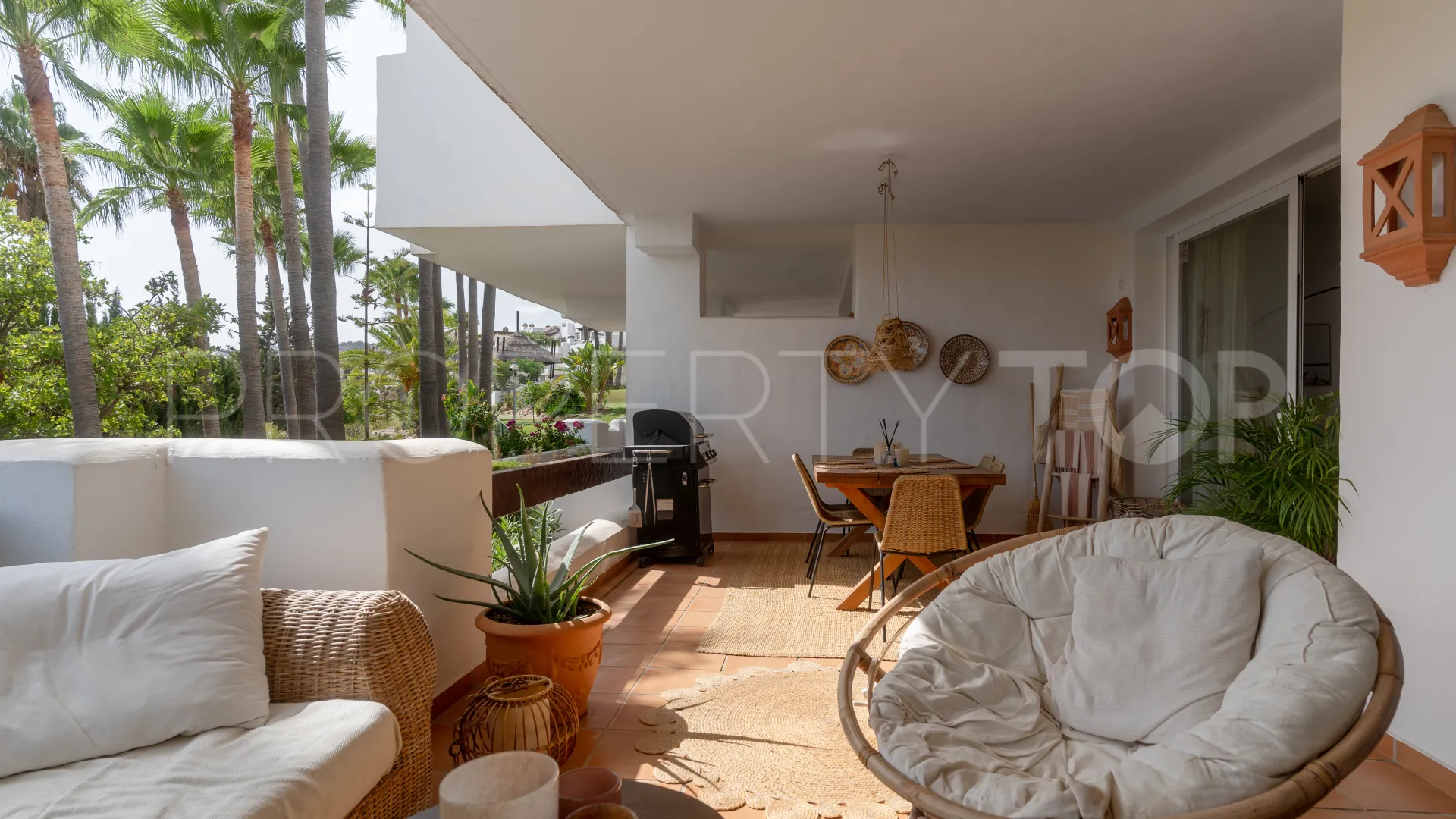 2 bedrooms ground floor apartment for sale in Nueva Andalucia