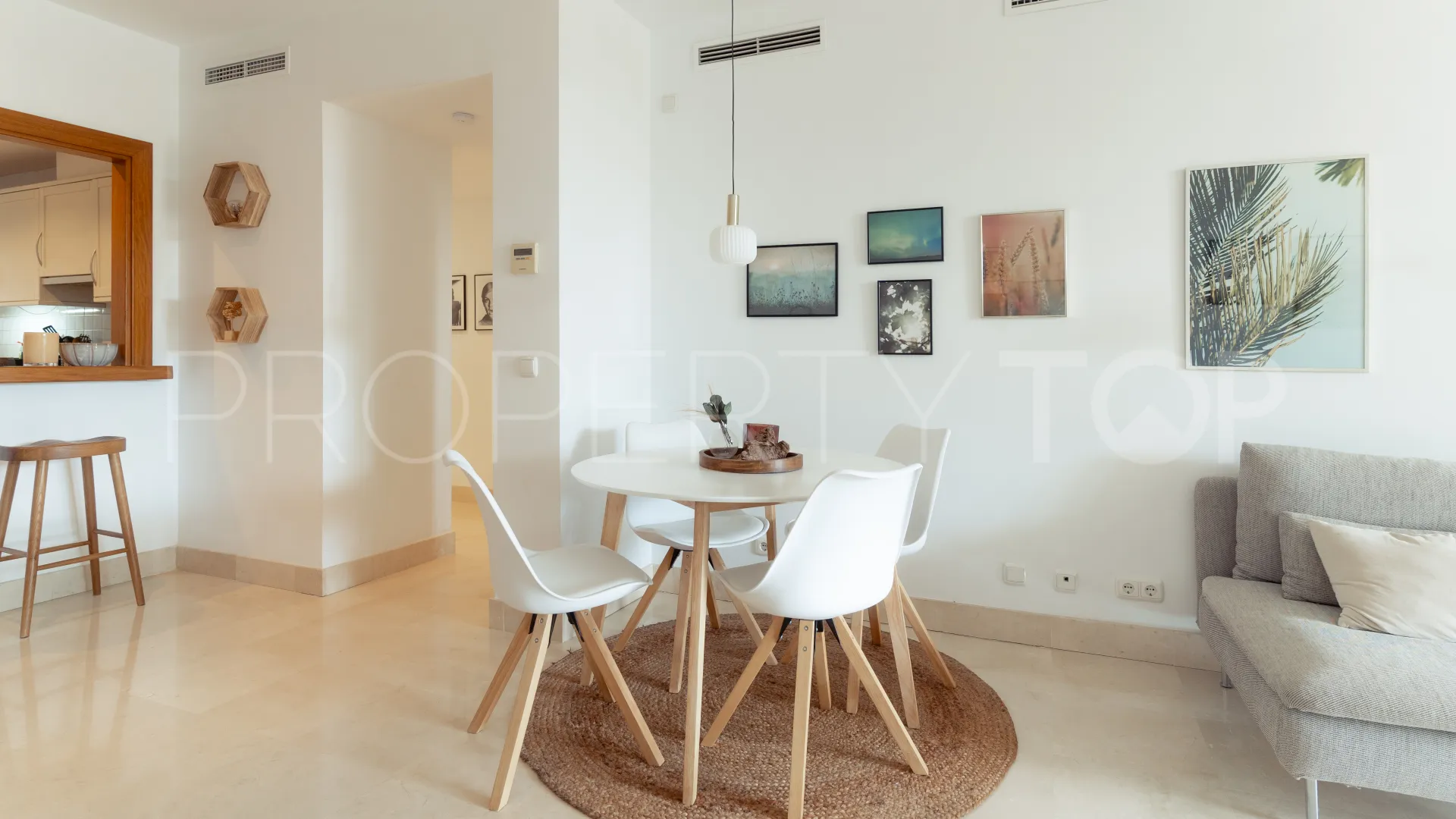 2 bedrooms ground floor apartment for sale in Nueva Andalucia