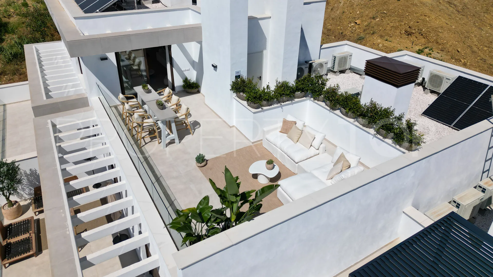 3 bedrooms apartment for sale in Estepona West