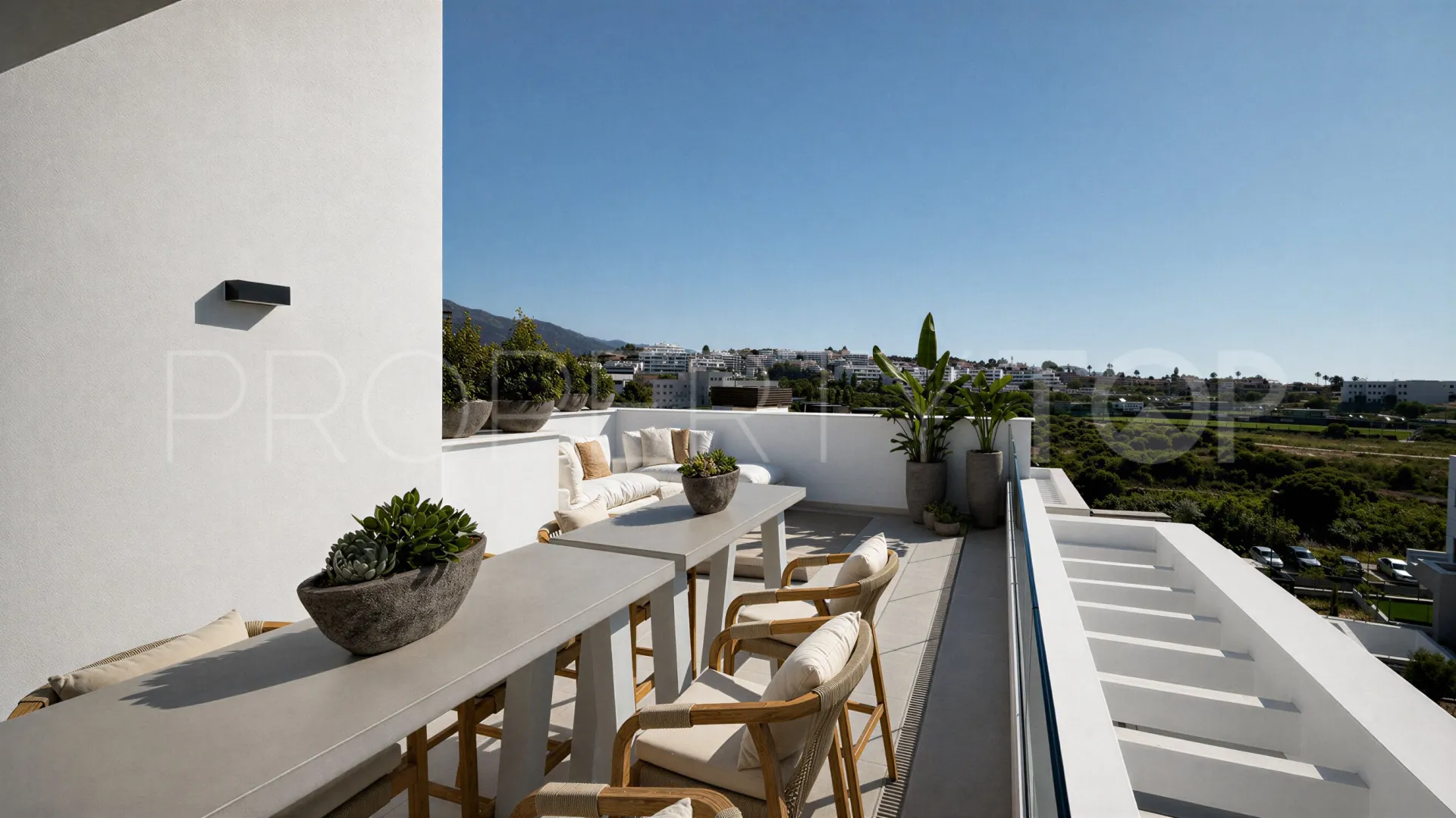 3 bedrooms apartment for sale in Estepona West