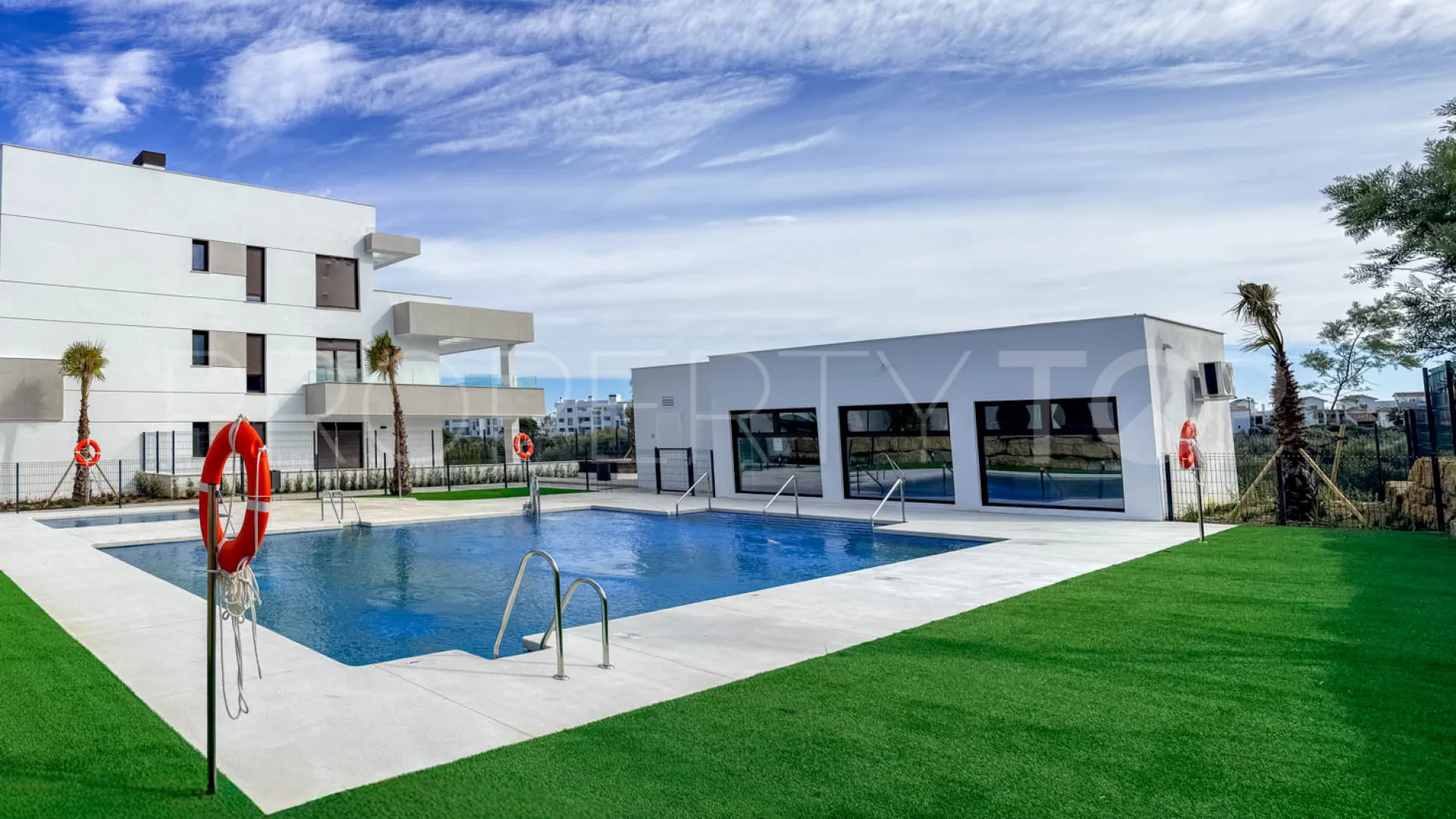 3 bedrooms apartment for sale in Estepona West