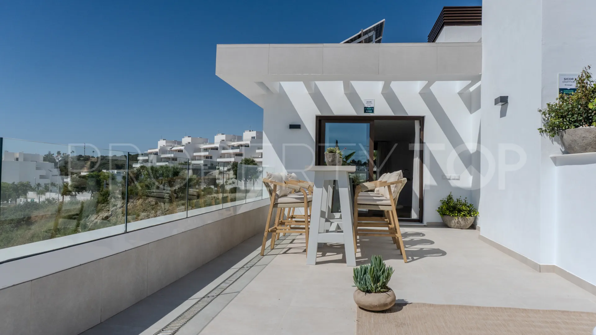 3 bedrooms apartment for sale in Estepona West