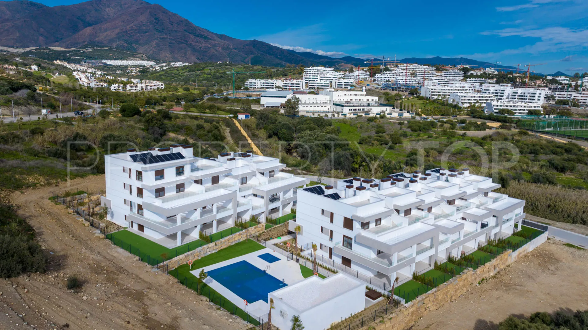 3 bedrooms apartment for sale in Estepona West