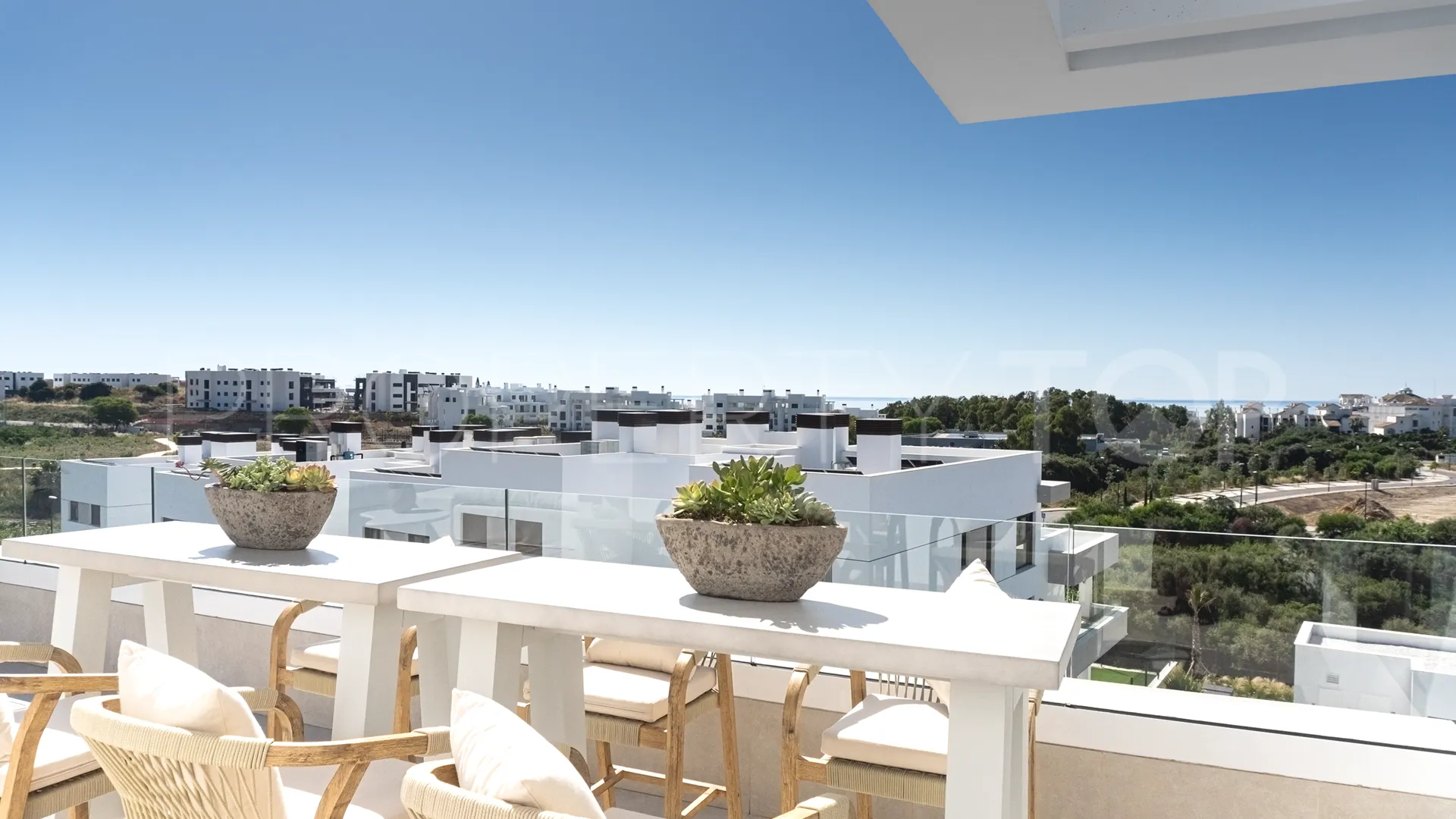 3 bedrooms apartment for sale in Estepona West