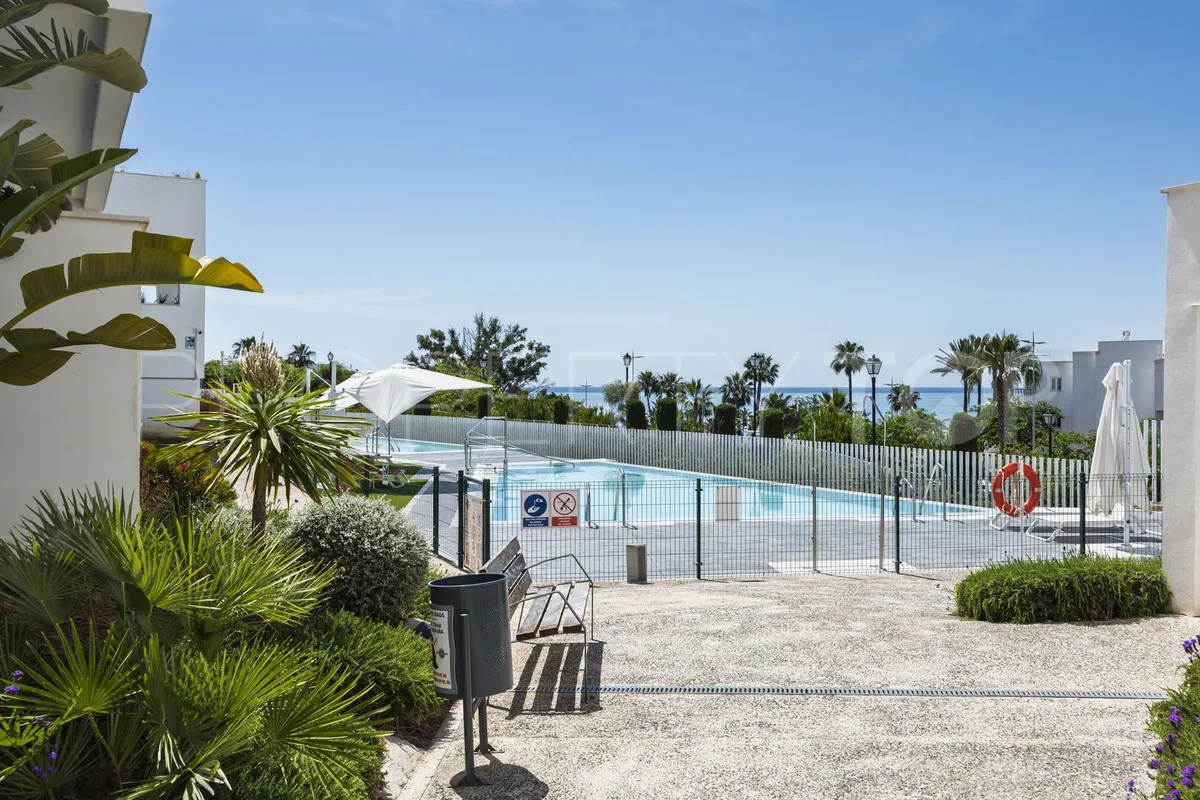 Apartamento planta baja a la venta en Benalmadena