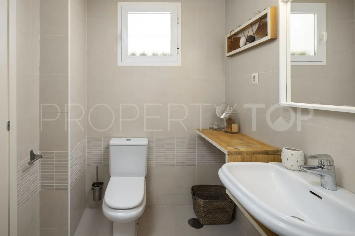 Apartamento planta baja a la venta en Benalmadena
