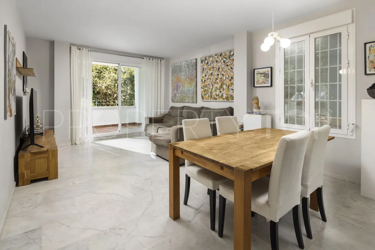 Apartamento planta baja a la venta en Benalmadena