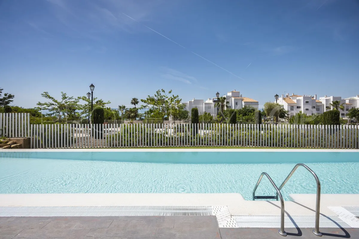 Apartamento planta baja a la venta en Benalmadena