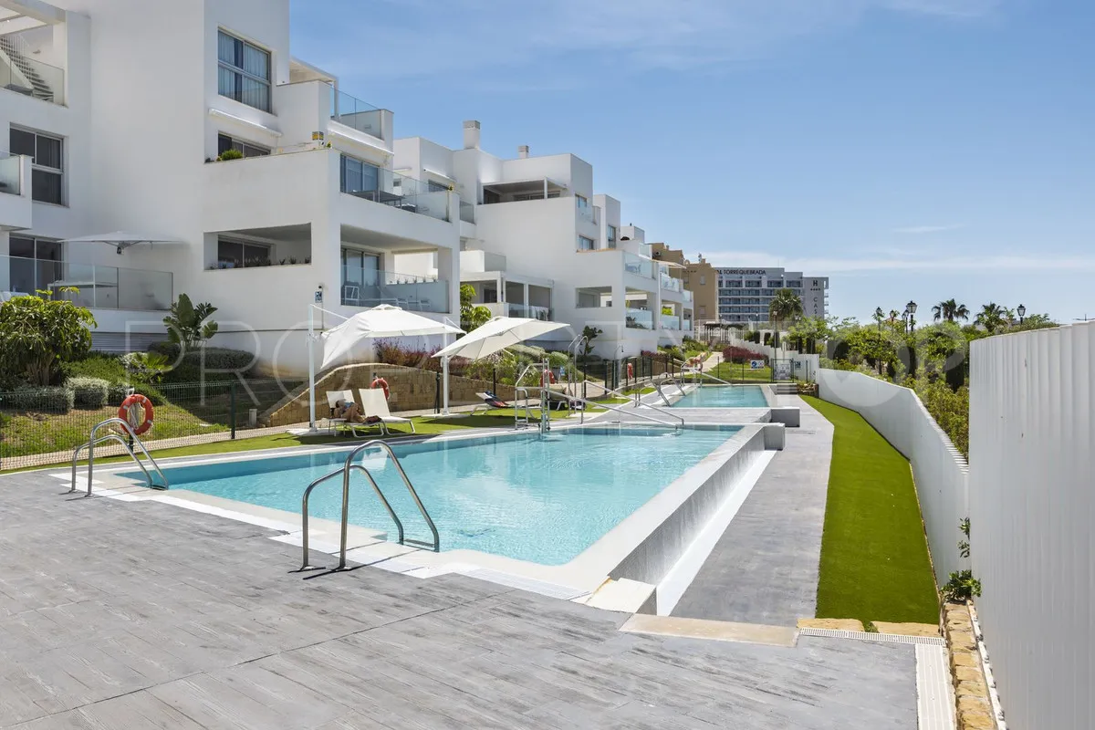 Apartamento planta baja a la venta en Benalmadena