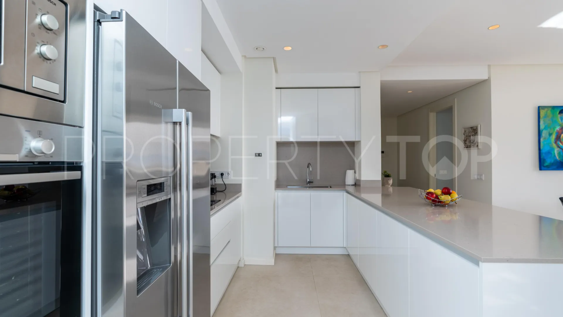 3 bedrooms apartment in Benahavis for sale