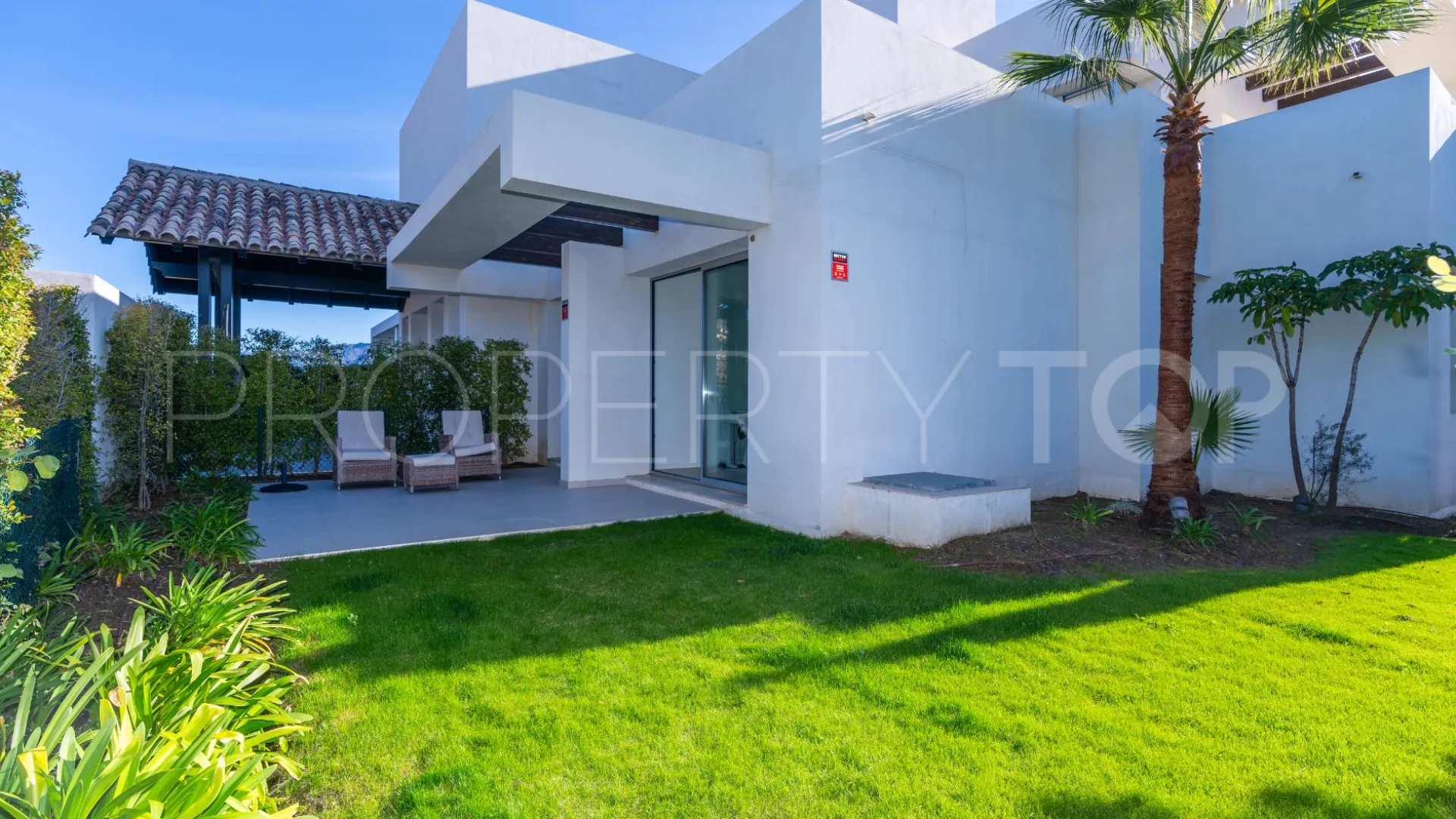 3 bedrooms apartment in Benahavis for sale