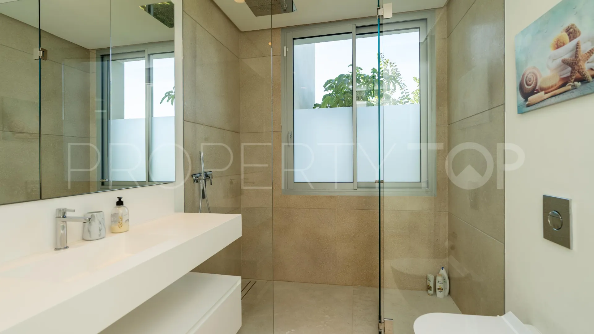 3 bedrooms apartment in Benahavis for sale