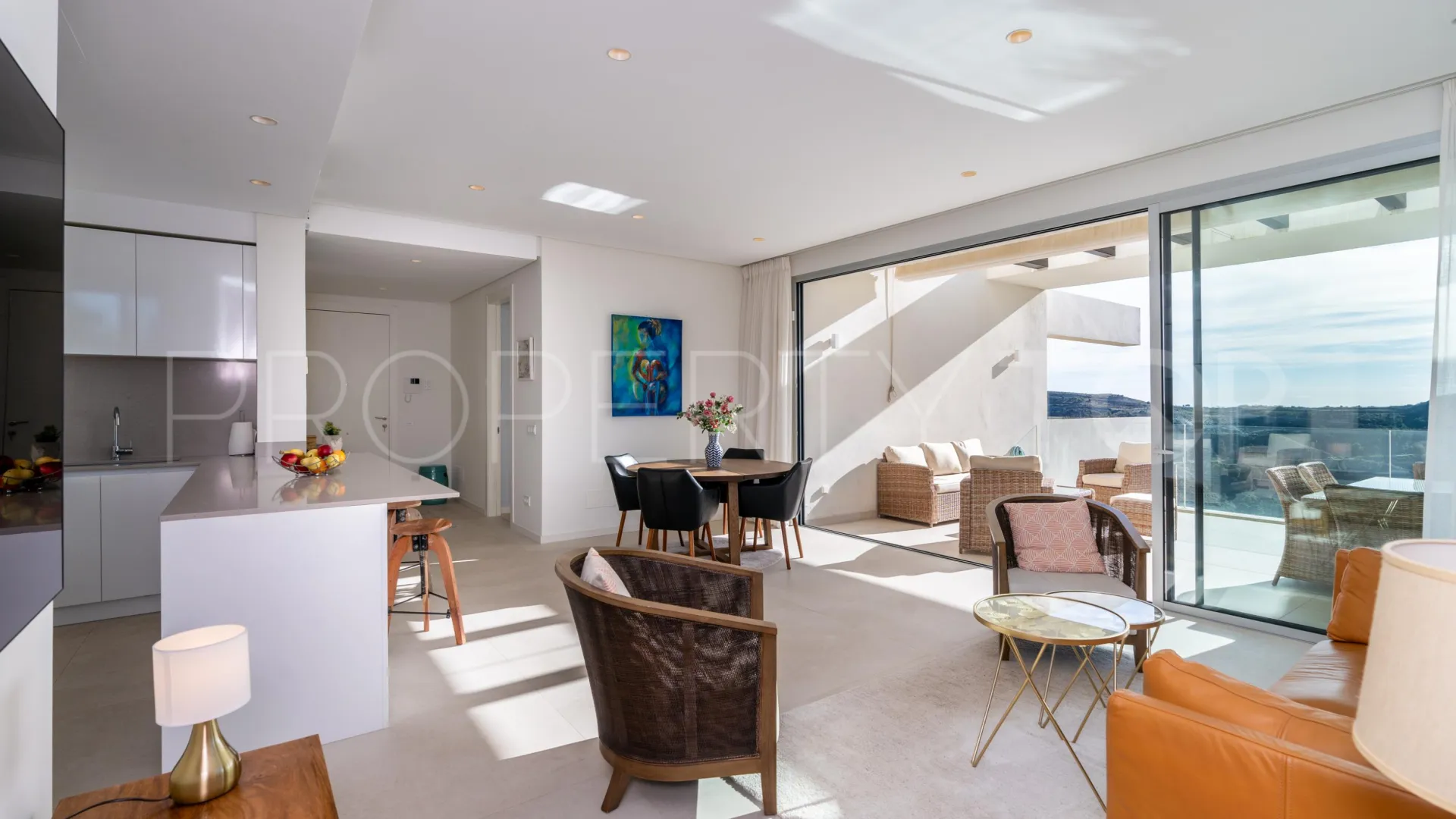 3 bedrooms apartment in Benahavis for sale