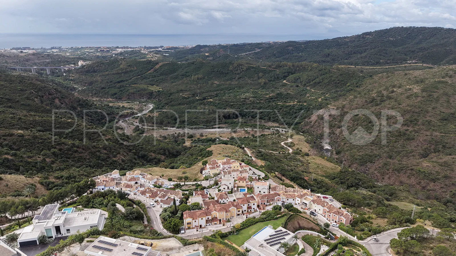 Benahavis, adosado a la venta con 3 dormitorios