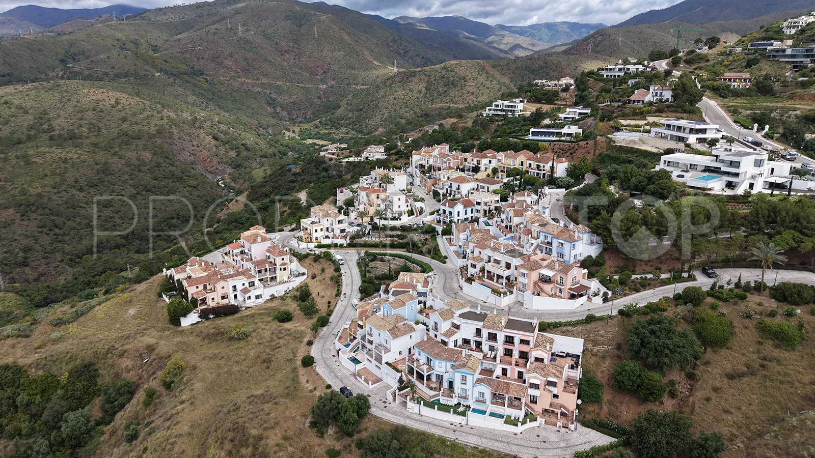 Benahavis, adosado a la venta con 3 dormitorios
