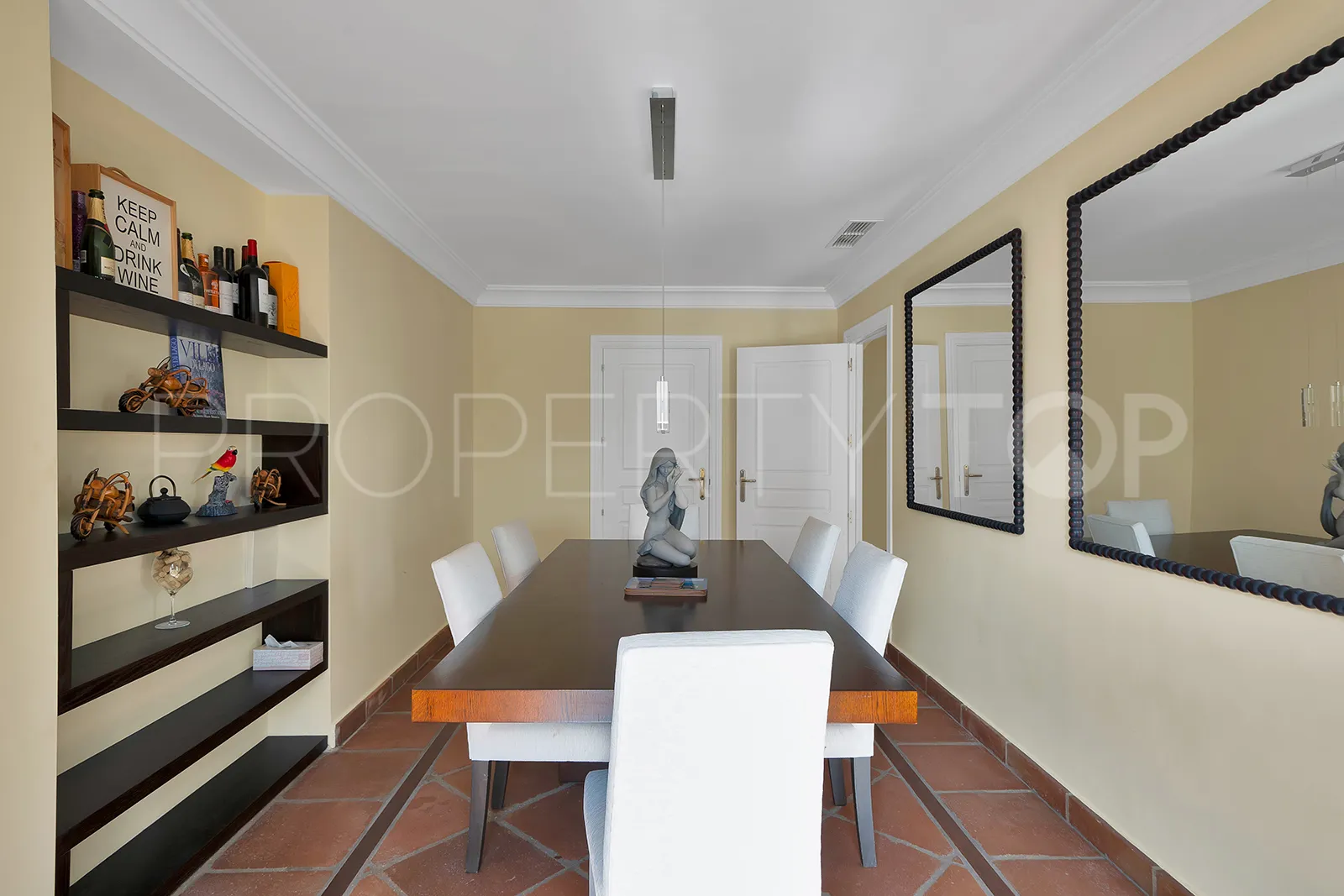 Benahavis, adosado a la venta con 3 dormitorios