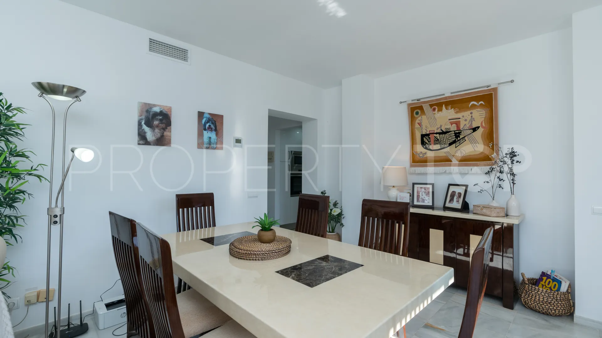 Comprar Ático de 3 dormitorios en Estepona