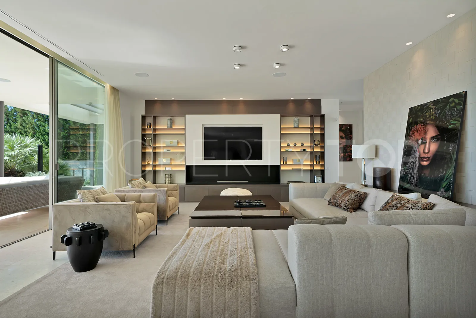 Benahavis villa for sale