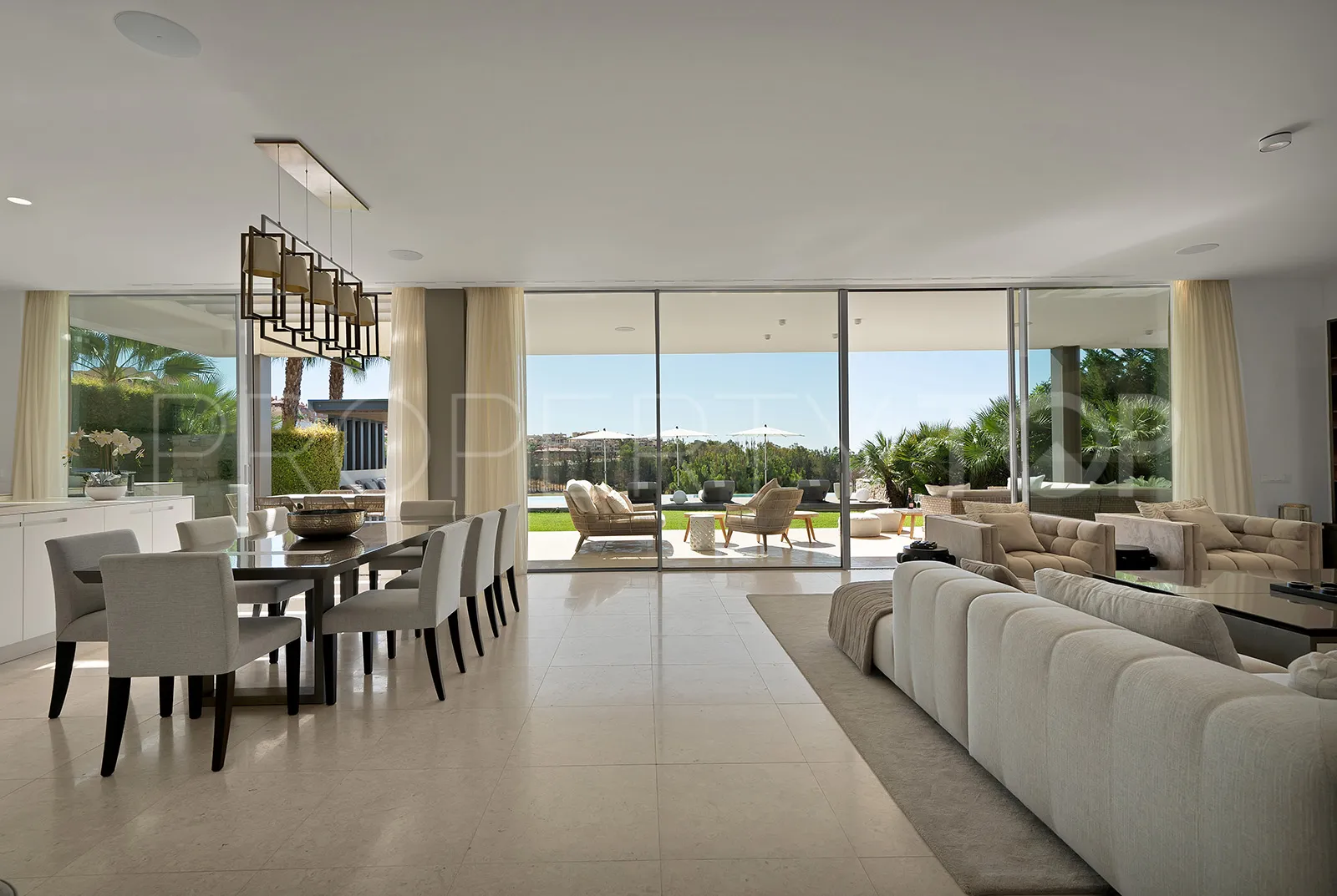 Benahavis villa for sale