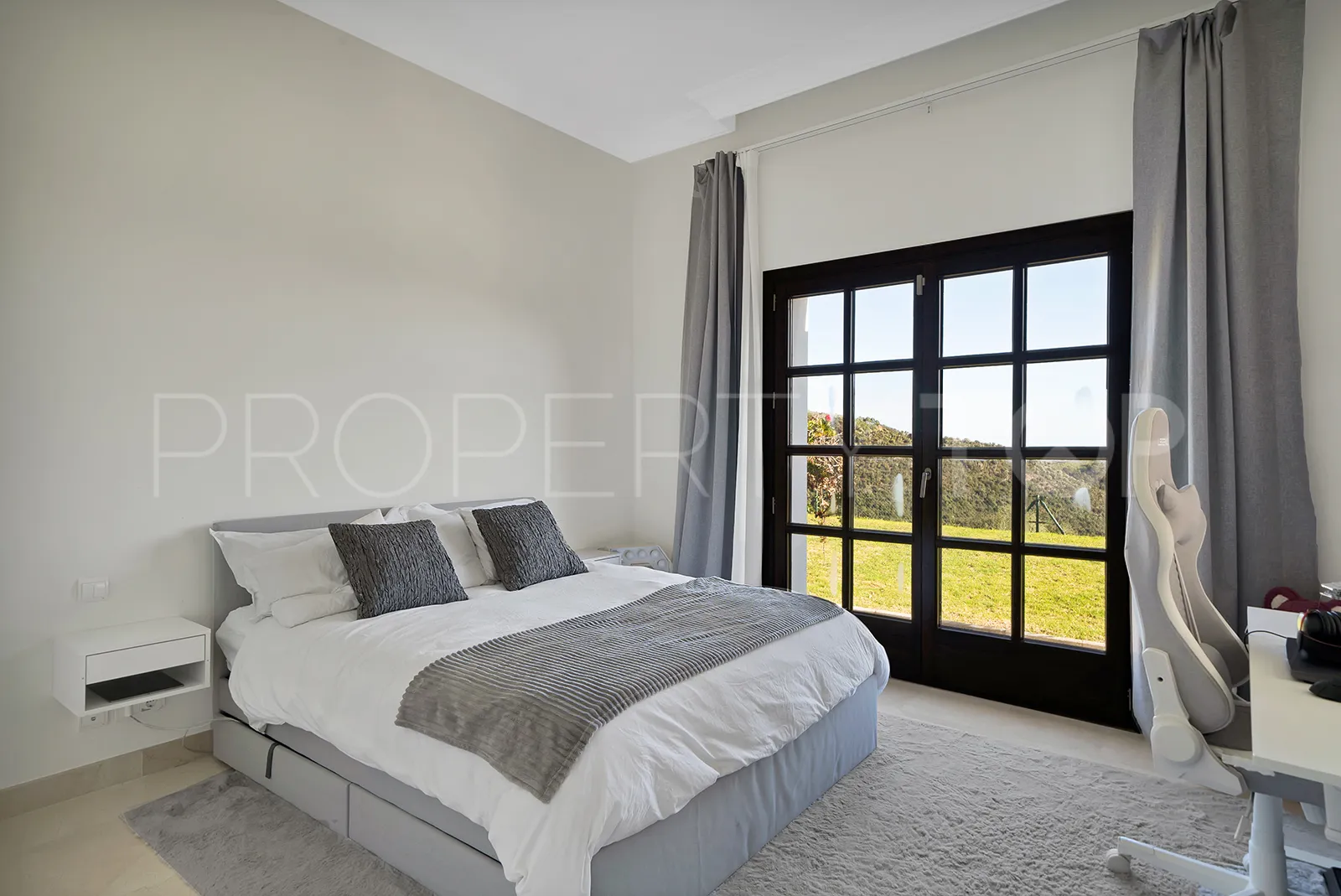 For sale Benahavis villa