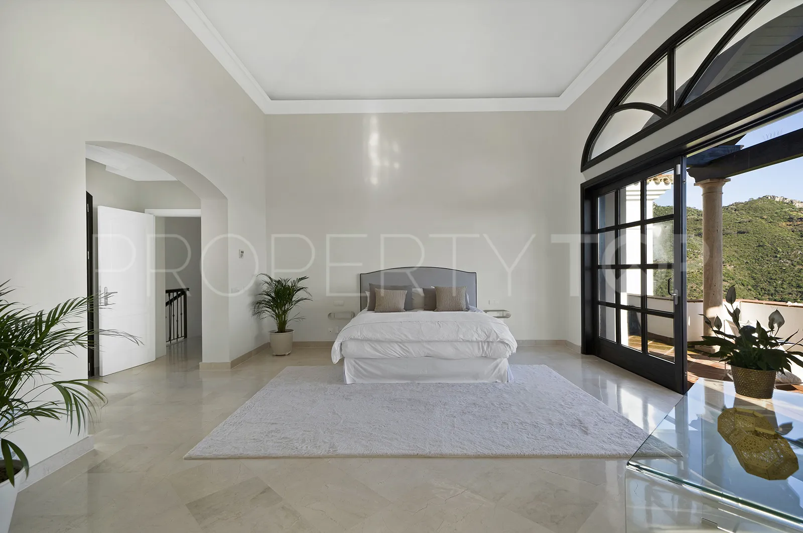 For sale Benahavis villa