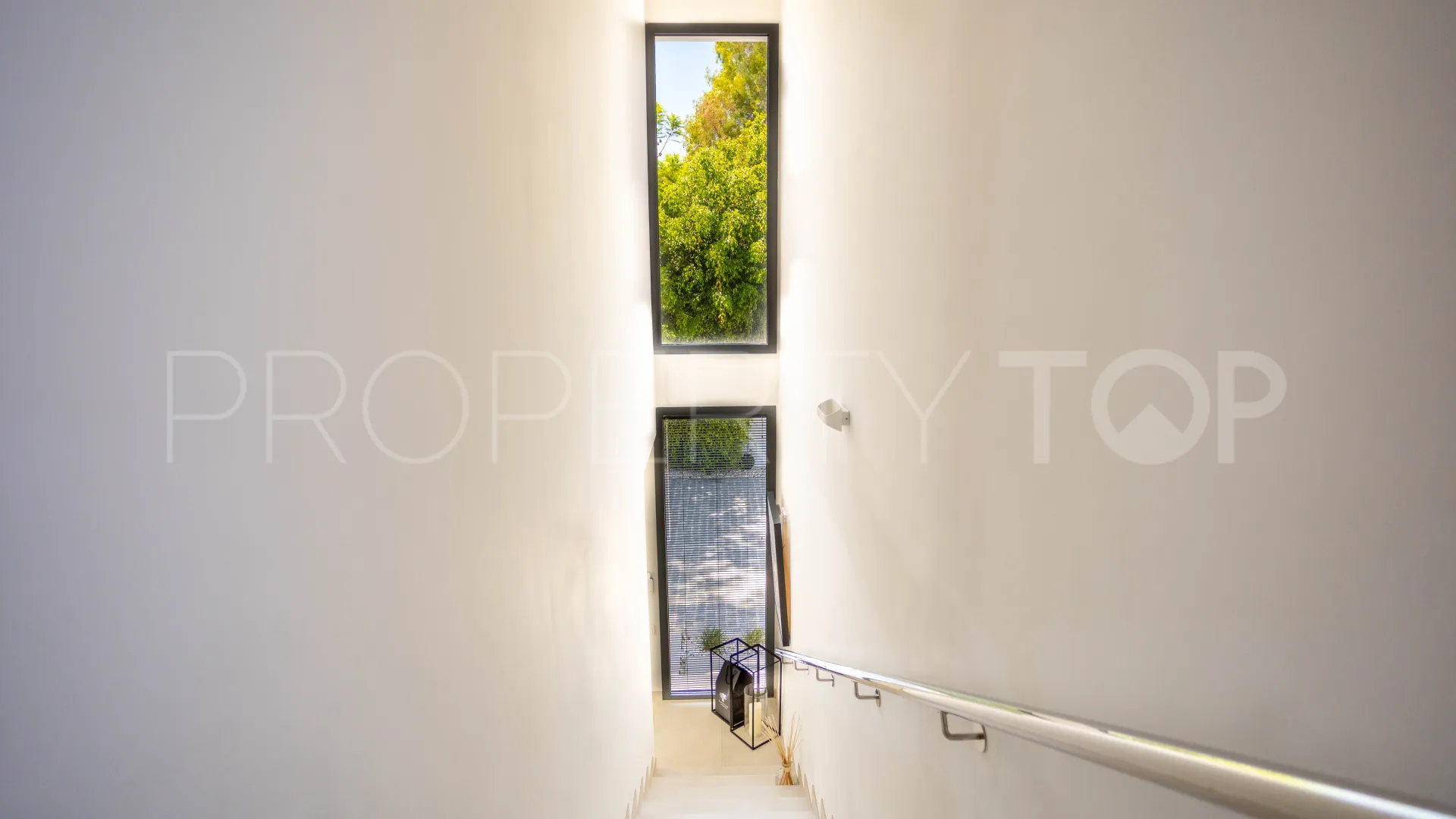 For sale villa in Estepona