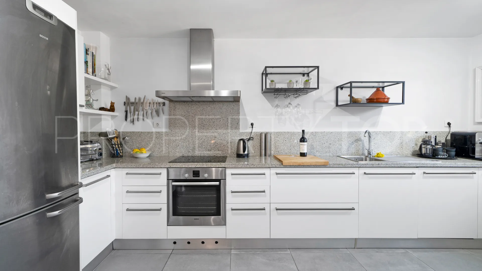 Benahavis 4 bedrooms town house for sale